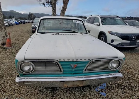 1966 Plymouth Valiant z USA, uszkodzony, nr VIN VL21B65174456